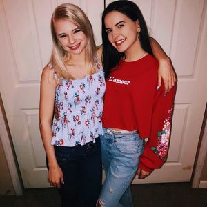 Meet your Posher, Alexis